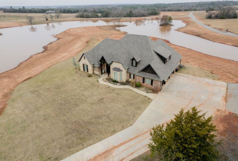 4 Bedrooms Bedrooms, 0 ,2 BathroomsBathrooms,Residential,Single Family,68th,1.5,133321