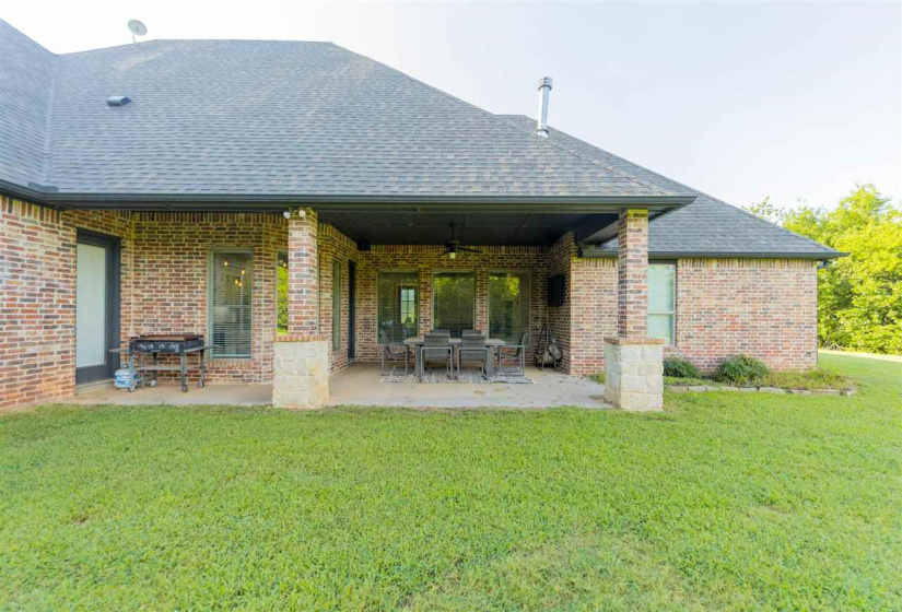 4 Bedrooms Bedrooms, 0 ,2 BathroomsBathrooms,Residential,Single Family,68th,1.5,133321