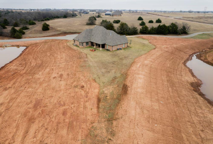 4 Bedrooms Bedrooms, 0 ,2 BathroomsBathrooms,Residential,Single Family,68th,1.5,133321