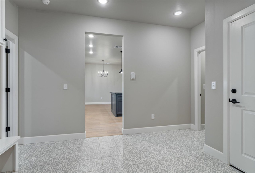 4 Bedrooms Bedrooms, 0 ,2 BathroomsBathrooms,Residential,Single Family,Rock Hollow,1,133324