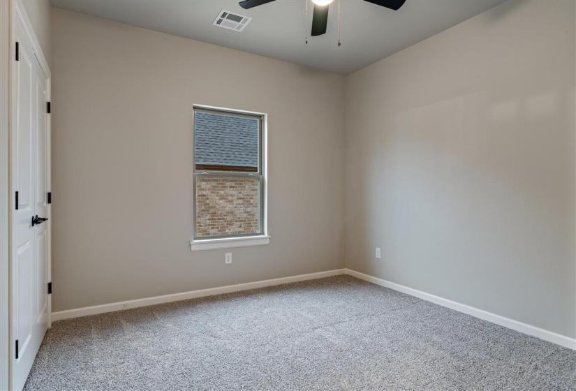 4 Bedrooms Bedrooms, 0 ,2 BathroomsBathrooms,Residential,Single Family,Rock Hollow,1,133324