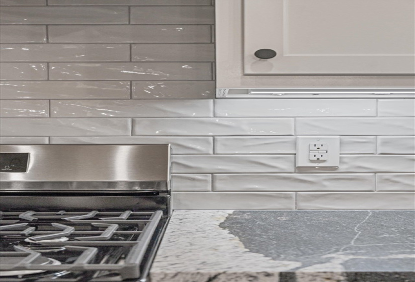 4 Bedrooms Bedrooms, 0 ,2 BathroomsBathrooms,Residential,Single Family,Rock Hollow,1,133324