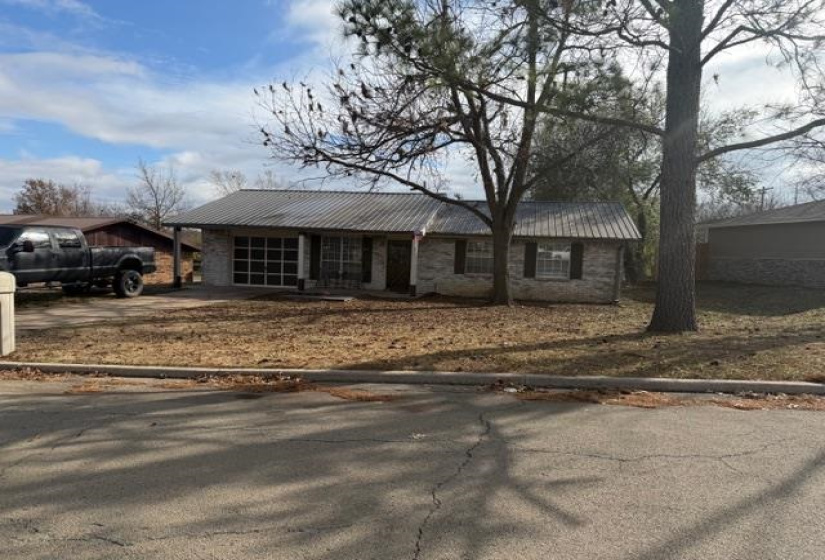 3 Bedrooms Bedrooms, 0 ,1 BathroomBathrooms,Residential,Single Family,Parkview Dr,1,133326