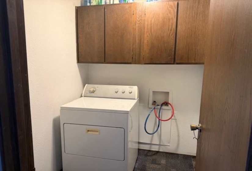 3 Bedrooms Bedrooms, 0 ,1 BathroomBathrooms,Residential,Single Family,Parkview Dr,1,133326