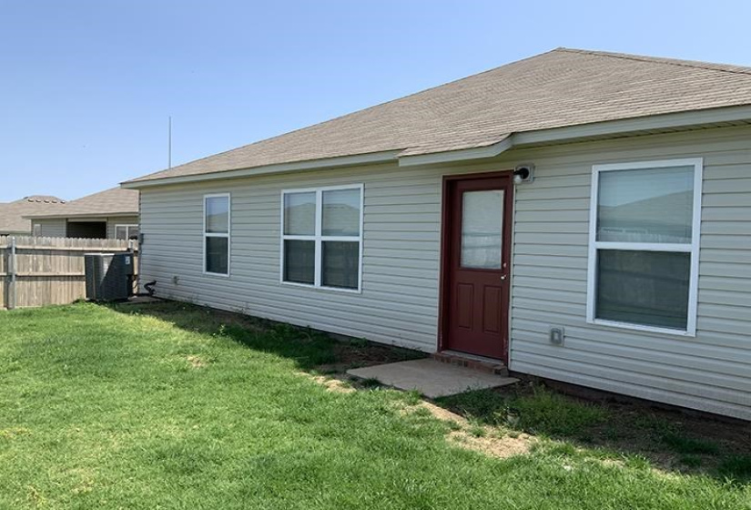 4 Bedrooms Bedrooms, 0 ,2 BathroomsBathrooms,Residential,Single Family,Brooke,1,129707