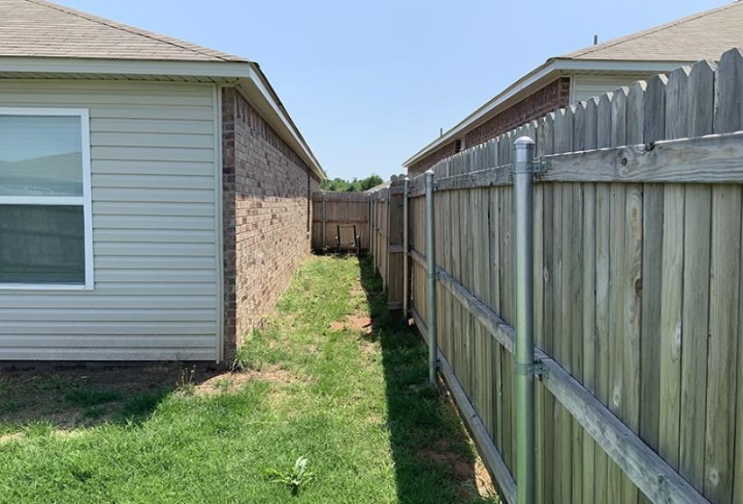 4 Bedrooms Bedrooms, 0 ,2 BathroomsBathrooms,Residential,Single Family,Brooke,1,129707