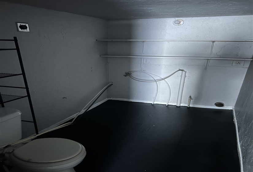 2 Bedrooms Bedrooms, 0 ,1 BathroomBathrooms,Residential,Single Family,Birch,1,133327