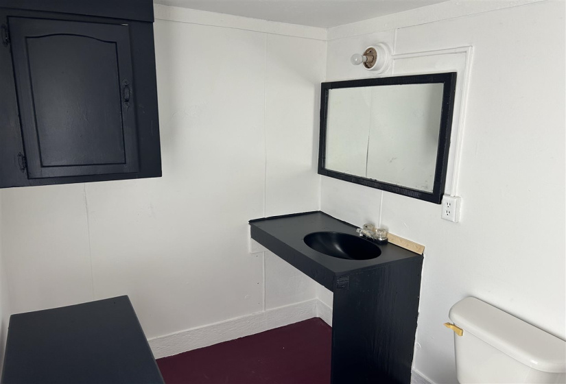 2 Bedrooms Bedrooms, 0 ,1 BathroomBathrooms,Residential,Single Family,Birch,1,133327