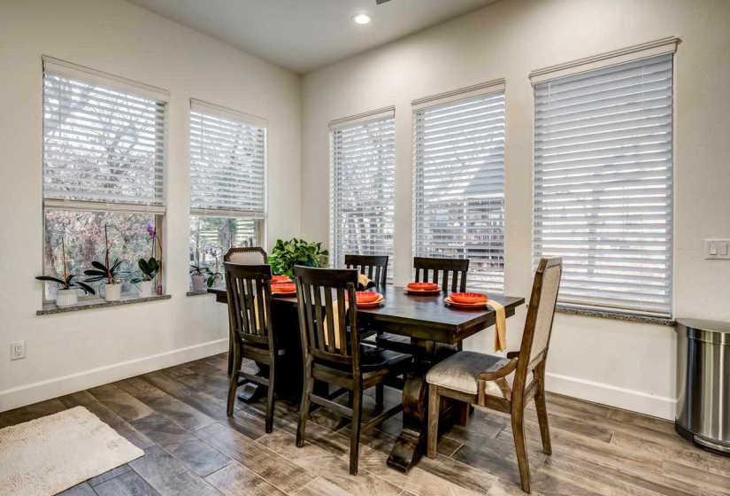 5 Bedrooms Bedrooms, 0 ,3 BathroomsBathrooms,Residential,Single Family,scissortail,2,133330