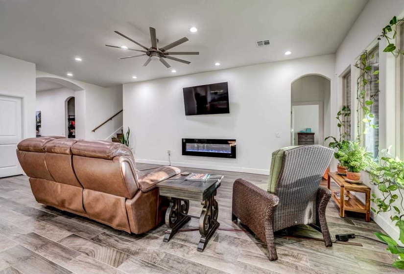 5 Bedrooms Bedrooms, 0 ,3 BathroomsBathrooms,Residential,Single Family,scissortail,2,133330