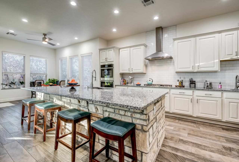 5 Bedrooms Bedrooms, 0 ,3 BathroomsBathrooms,Residential,Single Family,scissortail,2,133330