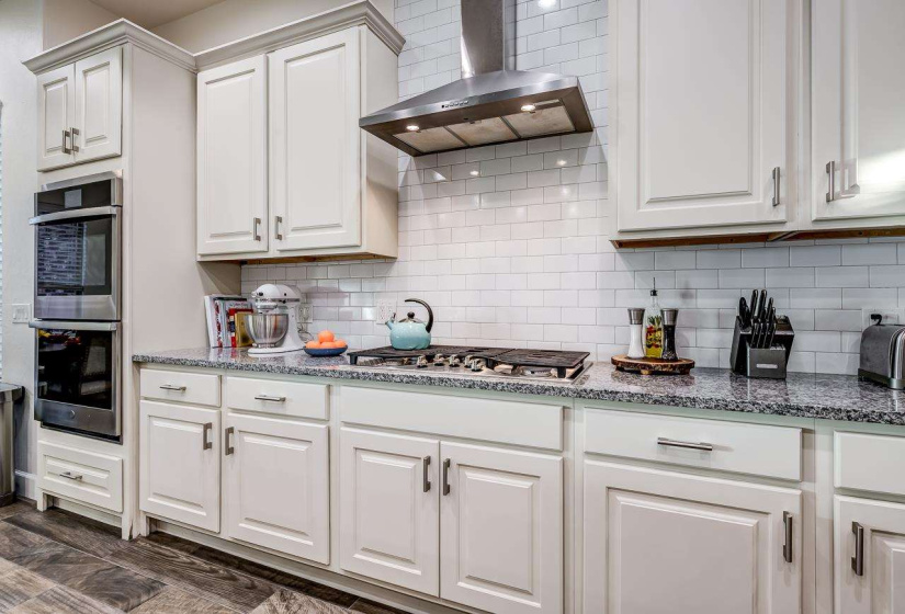 5 Bedrooms Bedrooms, 0 ,3 BathroomsBathrooms,Residential,Single Family,scissortail,2,133330