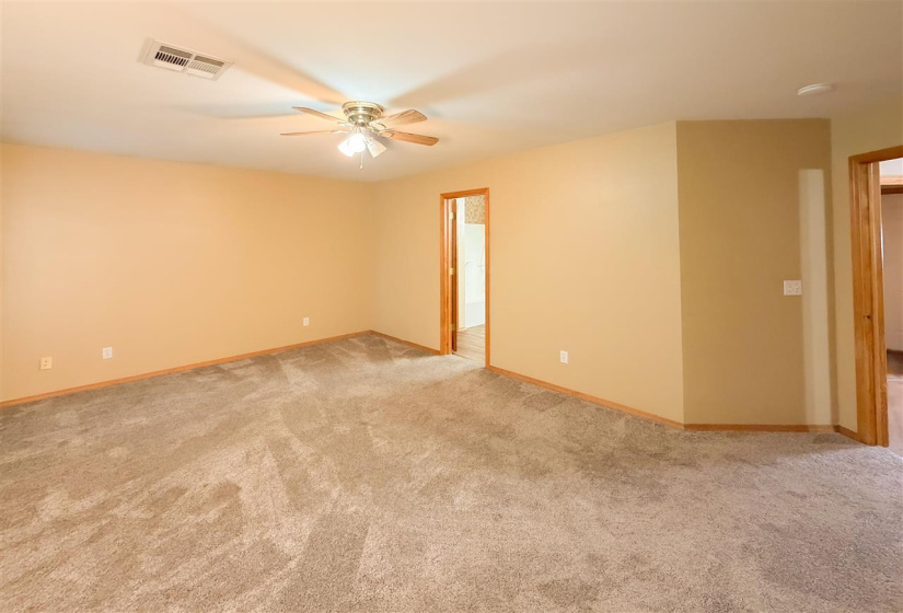 4 Bedrooms Bedrooms, 0 ,2 BathroomsBathrooms,Residential,Single Family,Second,1,133332