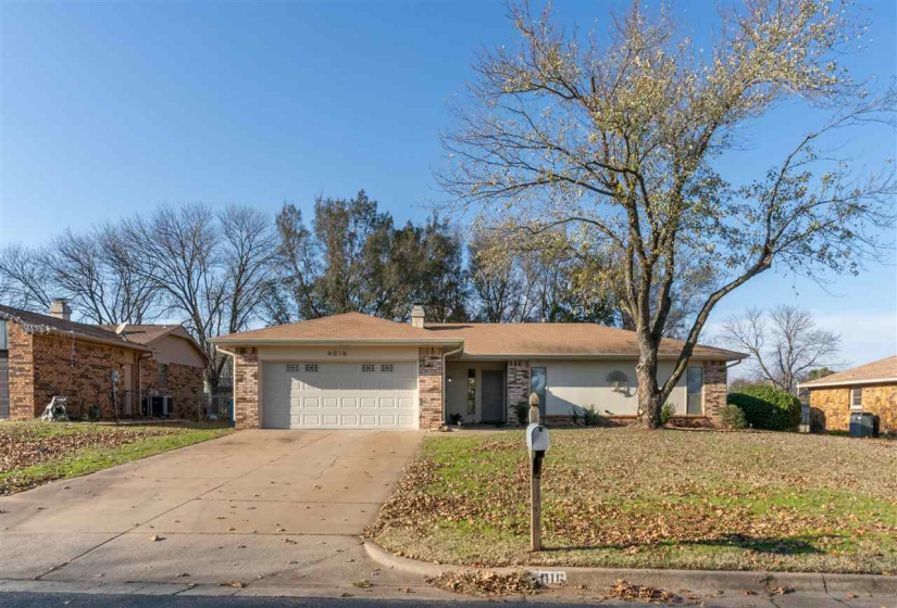 3 Bedrooms Bedrooms, 0 ,2 BathroomsBathrooms,Residential,Single Family,Westbrook,1,133311