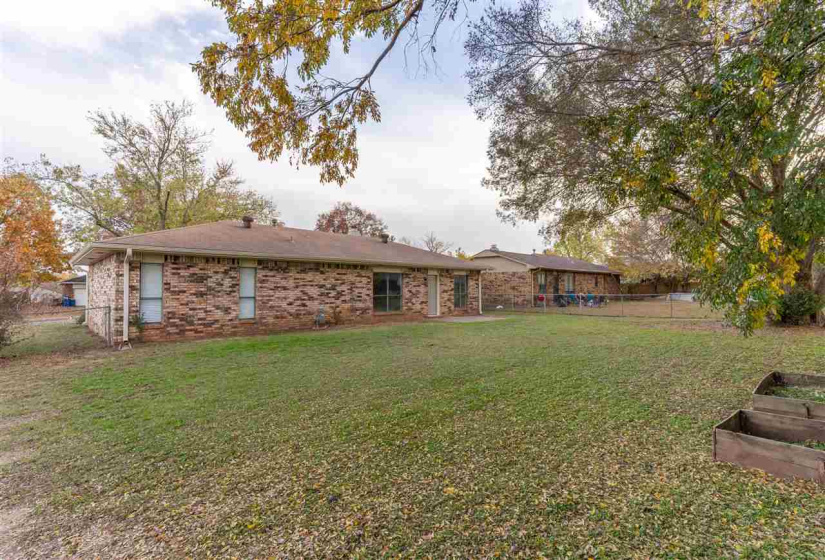 3 Bedrooms Bedrooms, 0 ,2 BathroomsBathrooms,Residential,Single Family,Westbrook,1,133311