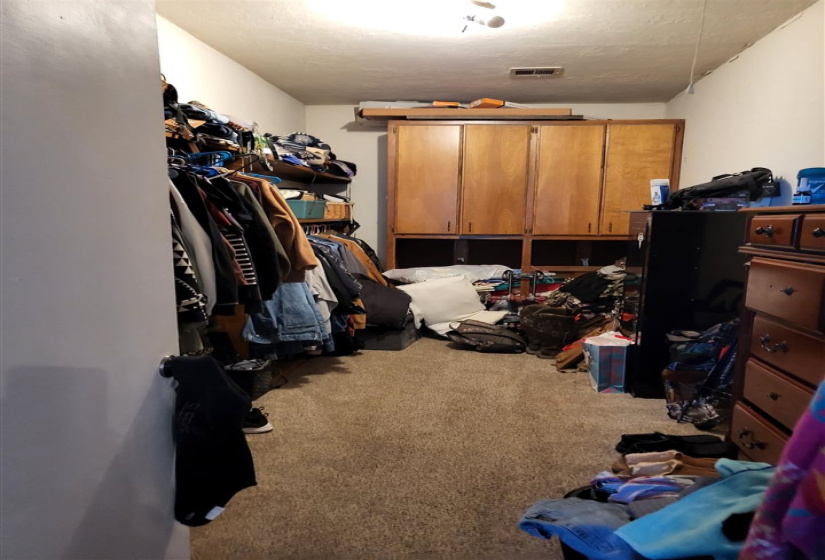 3 Bedrooms Bedrooms, 0 ,2 BathroomsBathrooms,Residential,Single Family,60th St,1,133339