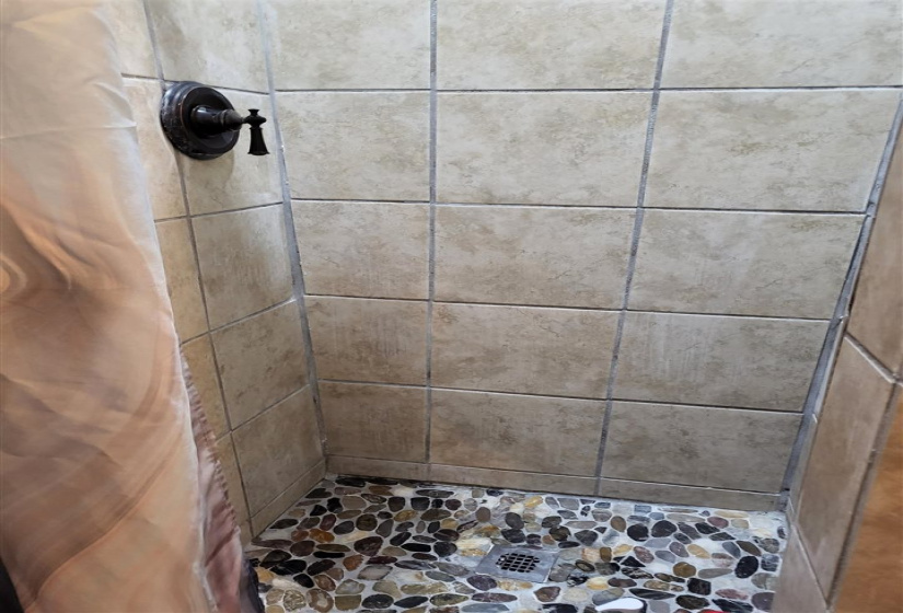 3 Bedrooms Bedrooms, 0 ,2 BathroomsBathrooms,Residential,Single Family,60th St,1,133339