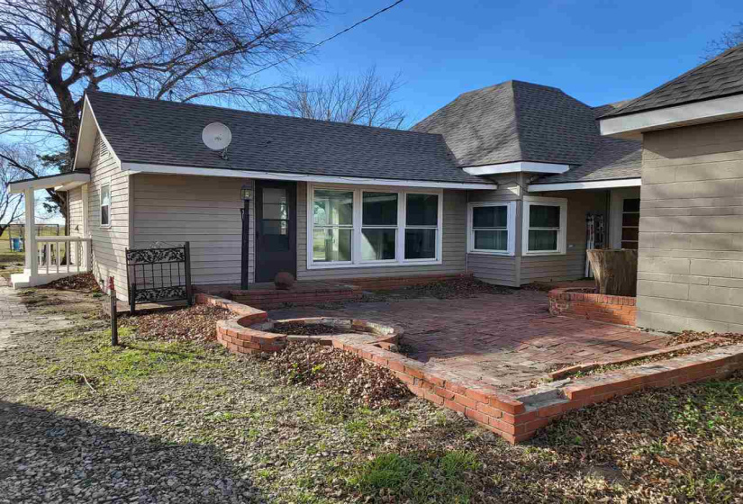 3 Bedrooms Bedrooms, 0 ,2 BathroomsBathrooms,Residential,Single Family,60th St,1,133339