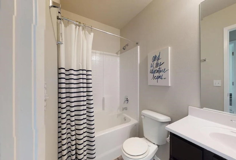 3 Bedrooms Bedrooms, 0 ,2 BathroomsBathrooms,Residential,Single Family,30th,1,133345