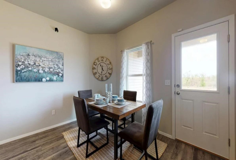 3 Bedrooms Bedrooms, 0 ,2 BathroomsBathrooms,Residential,Single Family,30th,1,133345