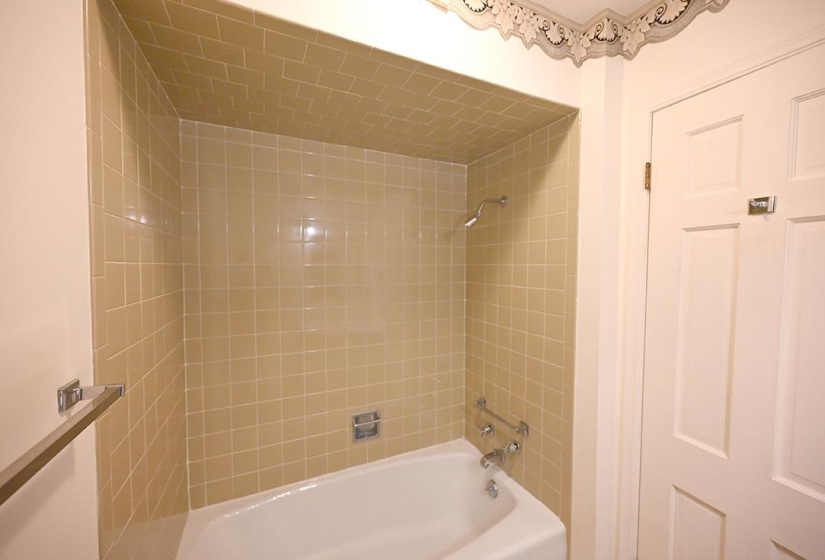 2 Bedrooms Bedrooms, 0 ,2 BathroomsBathrooms,Residential,Condominium/townhouse,Brentwood,1,133346