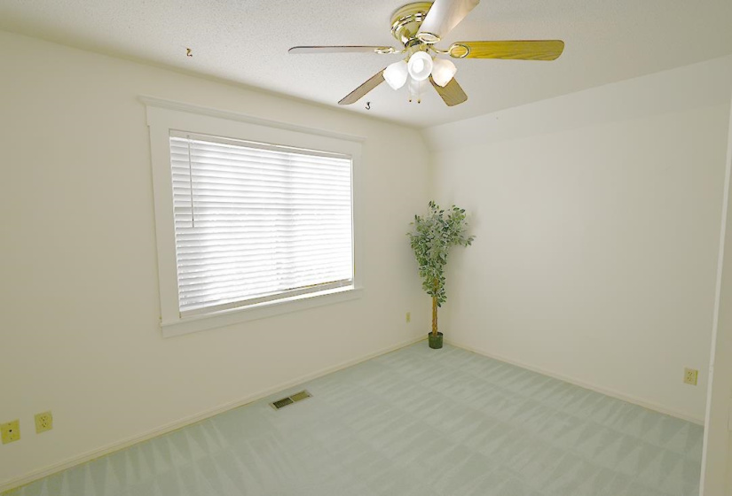 2 Bedrooms Bedrooms, 0 ,2 BathroomsBathrooms,Residential,Condominium/townhouse,Brentwood,1,133346