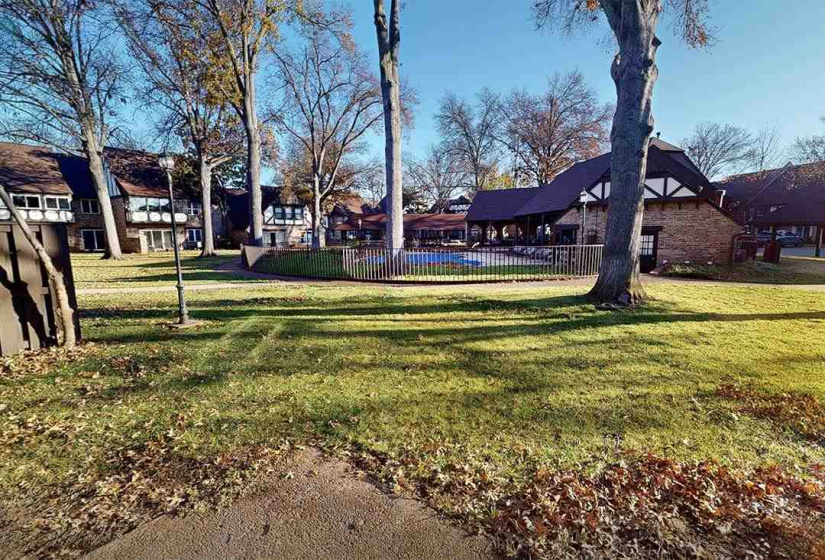 2 Bedrooms Bedrooms, 0 ,2 BathroomsBathrooms,Residential,Condominium/townhouse,Brentwood,1,133346