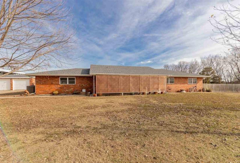 3 Bedrooms Bedrooms, 0 ,2 BathroomsBathrooms,Residential,Single Family,Coyote Run,1,133347