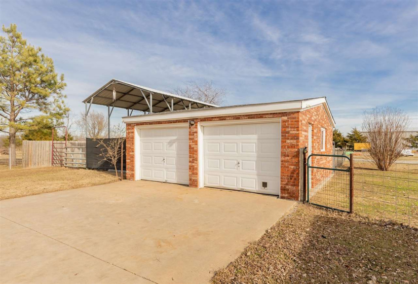 3 Bedrooms Bedrooms, 0 ,2 BathroomsBathrooms,Residential,Single Family,Coyote Run,1,133347