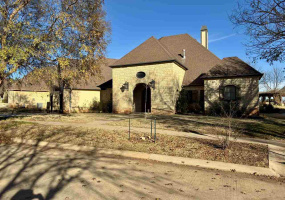 4 Bedrooms Bedrooms, 0 ,2 BathroomsBathrooms,Residential,Single Family,Madison,1.5,133348