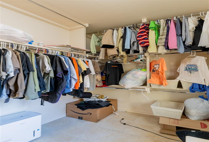 4 Bedrooms Bedrooms, 0 ,2 BathroomsBathrooms,Residential,Single Family,Madison,1.5,133348