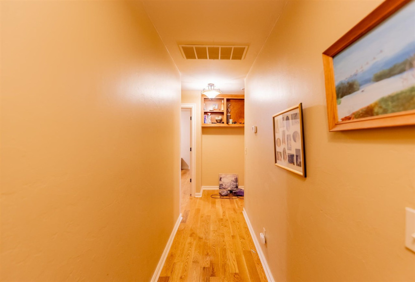 4 Bedrooms Bedrooms, 0 ,2 BathroomsBathrooms,Residential,Single Family,Madison,1.5,133348