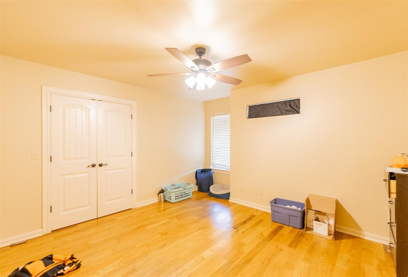 4 Bedrooms Bedrooms, 0 ,2 BathroomsBathrooms,Residential,Single Family,Madison,1.5,133348