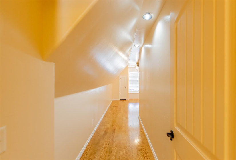 4 Bedrooms Bedrooms, 0 ,2 BathroomsBathrooms,Residential,Single Family,Madison,1.5,133348