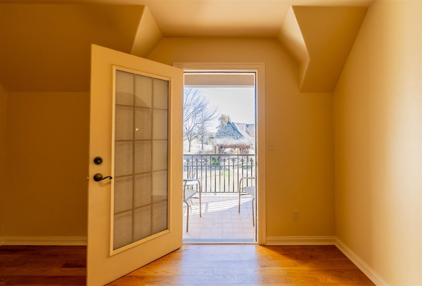 4 Bedrooms Bedrooms, 0 ,2 BathroomsBathrooms,Residential,Single Family,Madison,1.5,133348