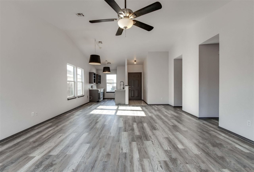 4 Bedrooms Bedrooms, 0 ,2 BathroomsBathrooms,Residential,Single Family,Edinburg,1,133351