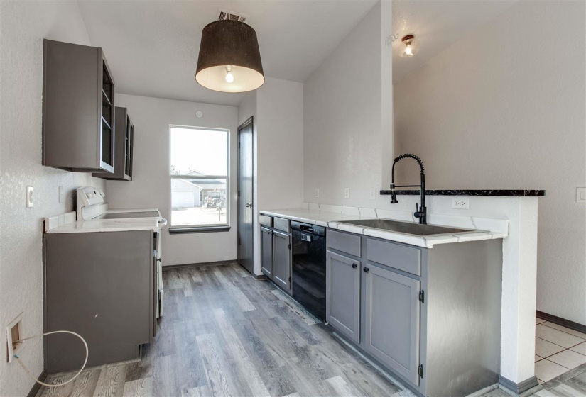 4 Bedrooms Bedrooms, 0 ,2 BathroomsBathrooms,Residential,Single Family,Edinburg,1,133351