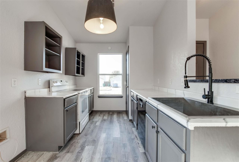 4 Bedrooms Bedrooms, 0 ,2 BathroomsBathrooms,Residential,Single Family,Edinburg,1,133351