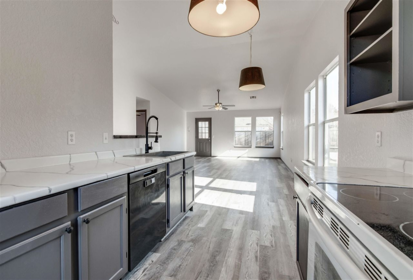 4 Bedrooms Bedrooms, 0 ,2 BathroomsBathrooms,Residential,Single Family,Edinburg,1,133351