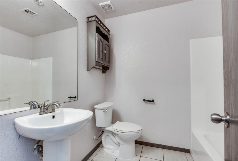 4 Bedrooms Bedrooms, 0 ,2 BathroomsBathrooms,Residential,Single Family,Edinburg,1,133351