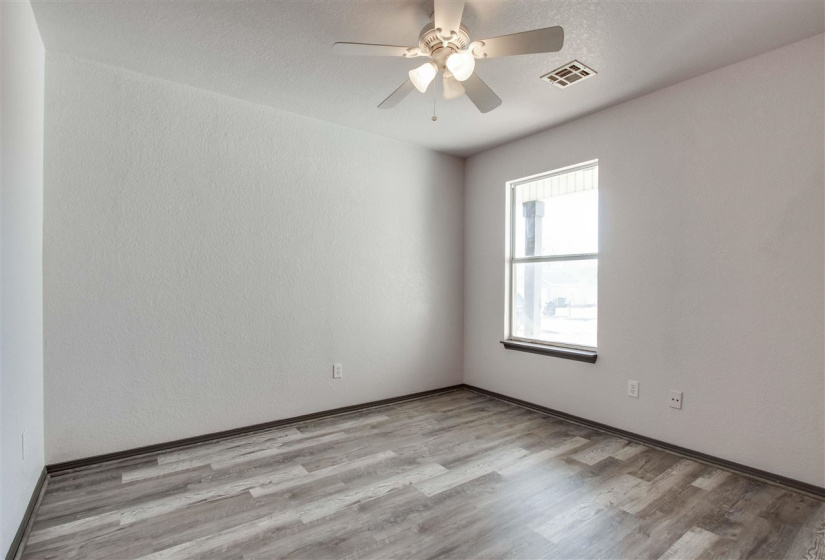 4 Bedrooms Bedrooms, 0 ,2 BathroomsBathrooms,Residential,Single Family,Edinburg,1,133351