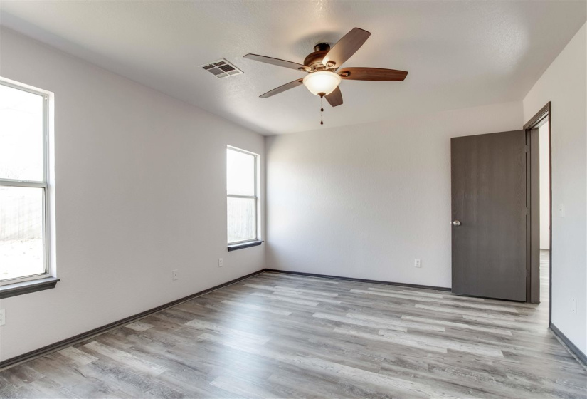 4 Bedrooms Bedrooms, 0 ,2 BathroomsBathrooms,Residential,Single Family,Edinburg,1,133351