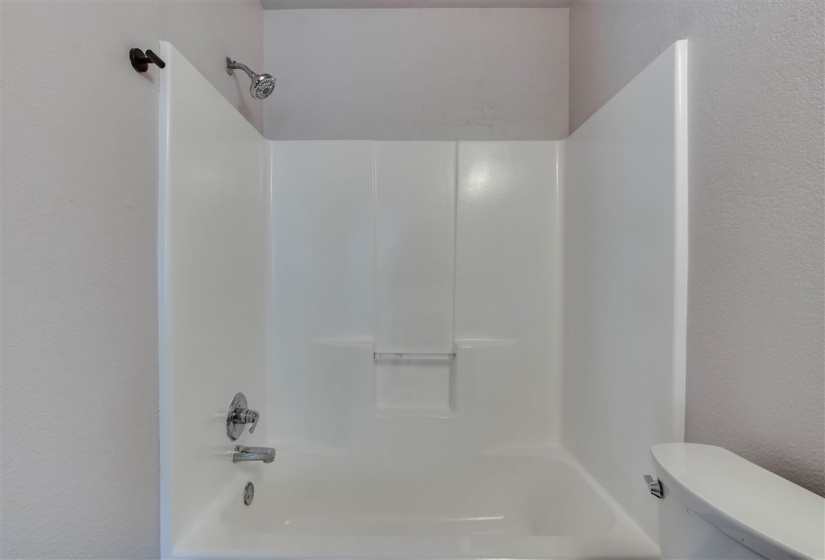 4 Bedrooms Bedrooms, 0 ,2 BathroomsBathrooms,Residential,Single Family,Edinburg,1,133351