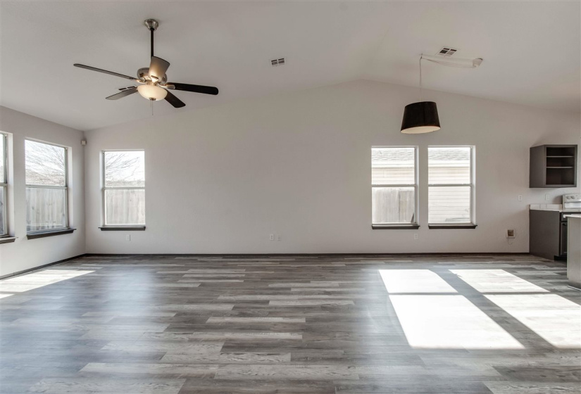 4 Bedrooms Bedrooms, 0 ,2 BathroomsBathrooms,Residential,Single Family,Edinburg,1,133351