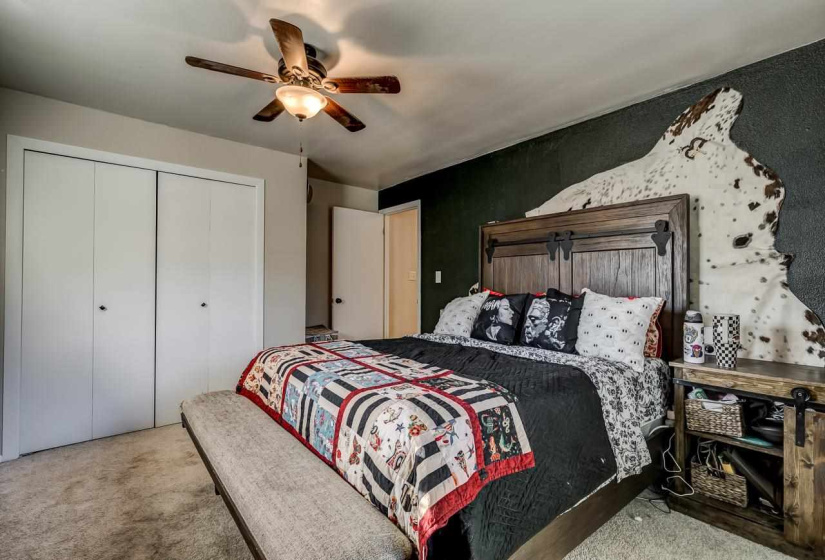 3 Bedrooms Bedrooms, 0 ,1 BathroomBathrooms,Residential,Single Family,Holly St,1,133352