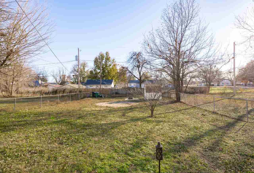 3 Bedrooms Bedrooms, 0 ,1 BathroomBathrooms,Residential,Single Family,Holly St,1,133352