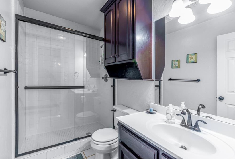 5 Bedrooms Bedrooms, 0 ,4 BathroomsBathrooms,Residential,Single Family,Deerfield,1,133354