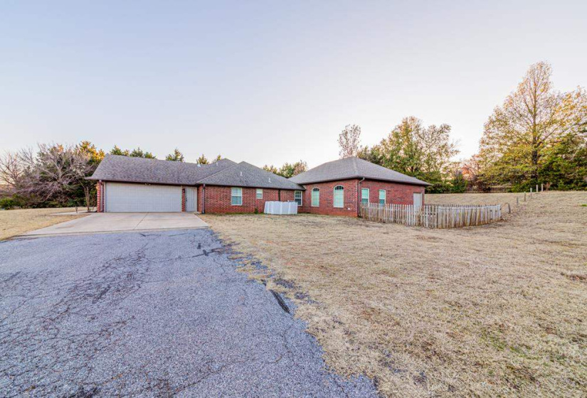 5 Bedrooms Bedrooms, 0 ,4 BathroomsBathrooms,Residential,Single Family,Deerfield,1,133354