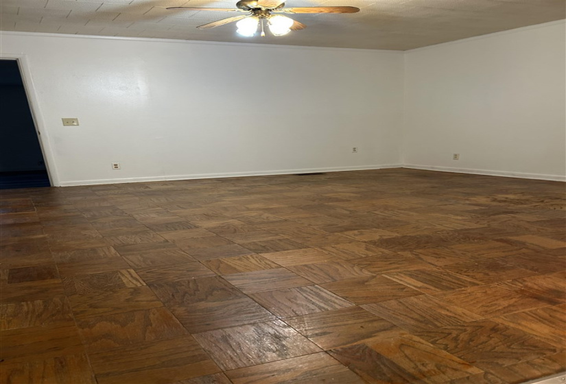 4 Bedrooms Bedrooms, 0 ,2 BathroomsBathrooms,Residential,Single Family,Marshall,1,133357