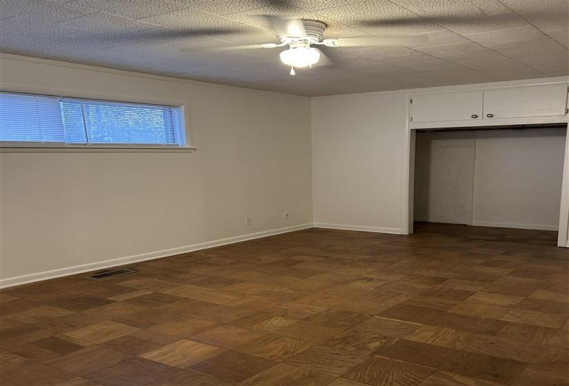 4 Bedrooms Bedrooms, 0 ,2 BathroomsBathrooms,Residential,Single Family,Marshall,1,133357